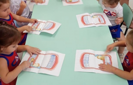 Minimaternal - Ed. Infantil: História o gato xadrez. - Escola